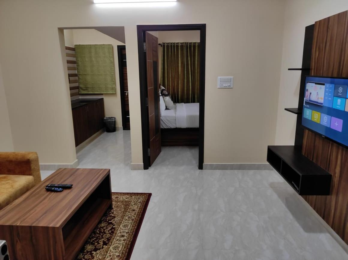 Hotel Bulande Comforts 1 Bhk Flat Manyata Tech Park Bengaluru Kültér fotó